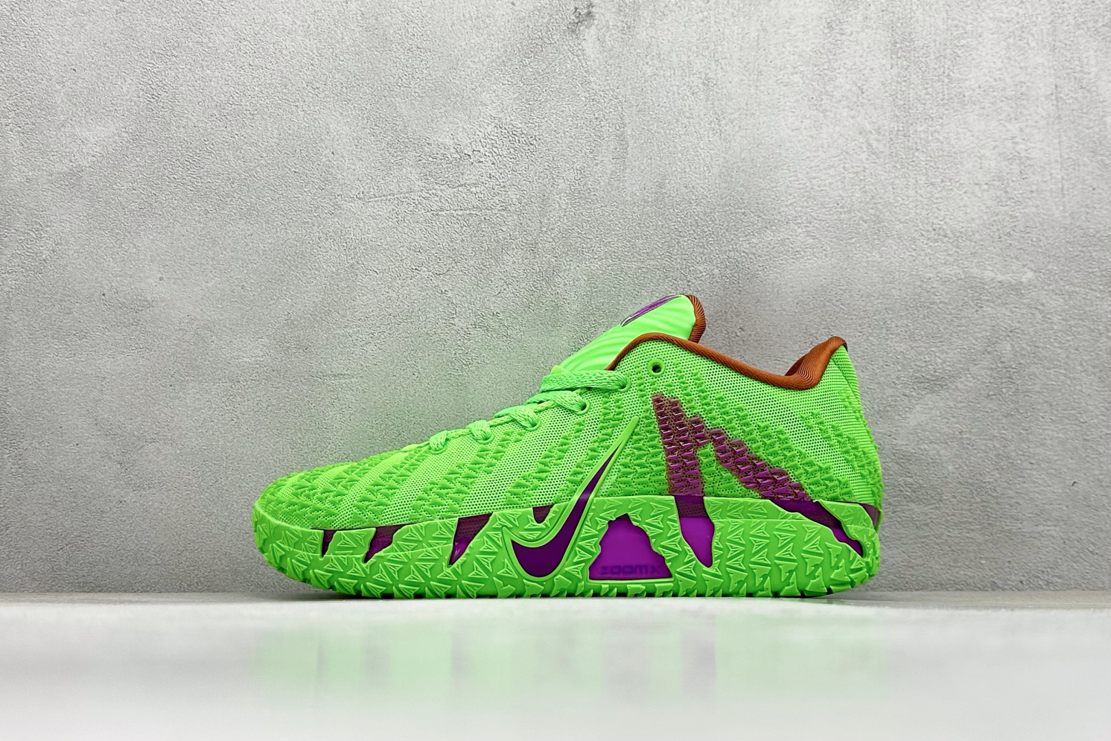 NO:358523,Local store private NK JA3 EP Morant three-generation low-top basketball shoes stand out in bright and bright colors. The 