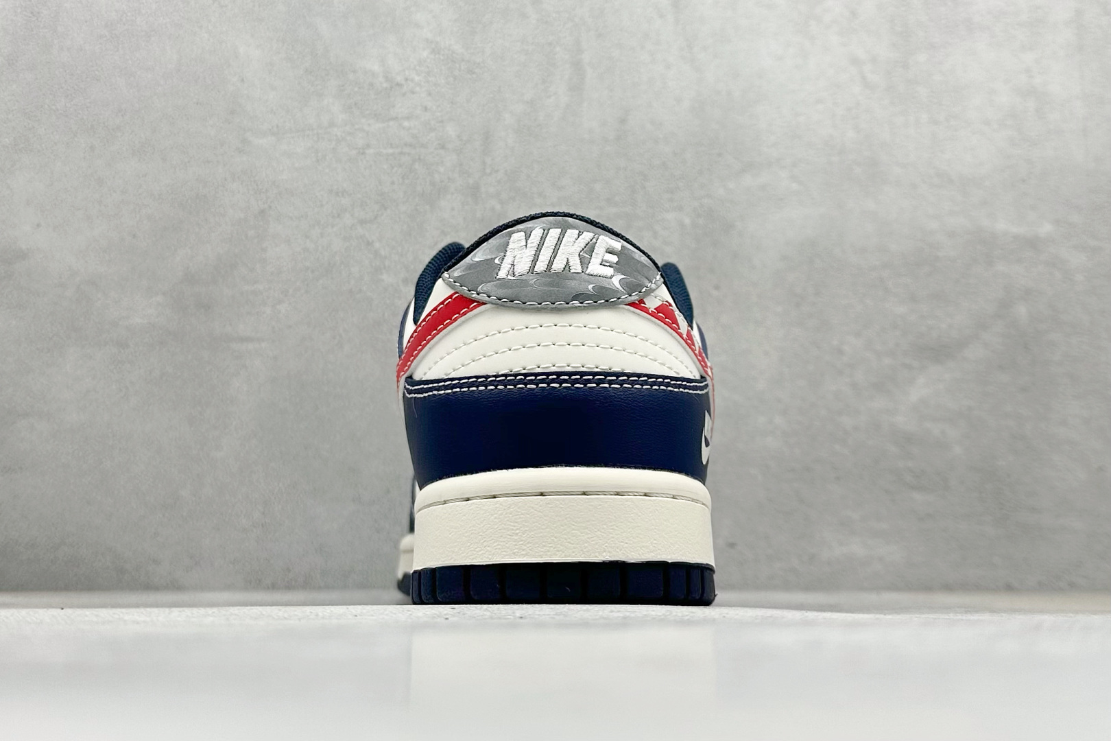 Nike SB Dunk Low x NIKESB 蓝白格子四小勾 XF8698-209