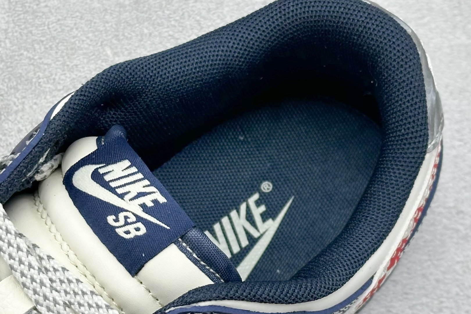 Nike SB Dunk Low x NIKESB 蓝白格子四小勾 XF8698-209