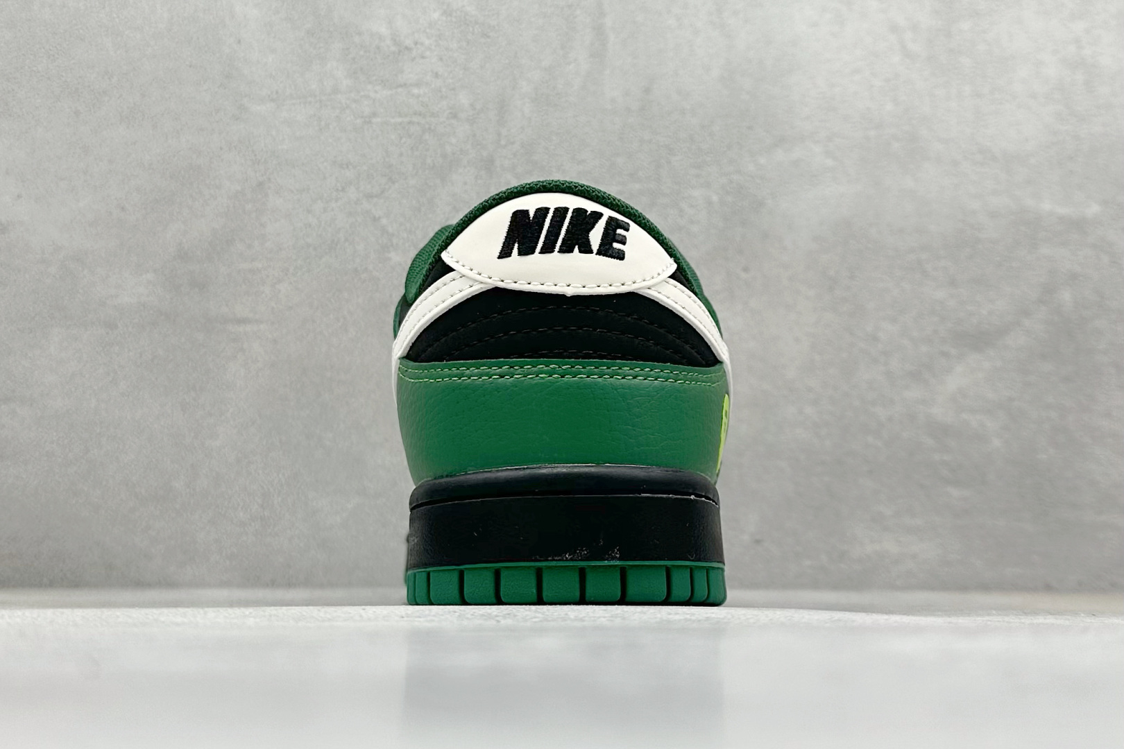 Nike SB Dunk Low Bape联名 米黑绿双勾 低帮休闲板鞋 QW5836-015