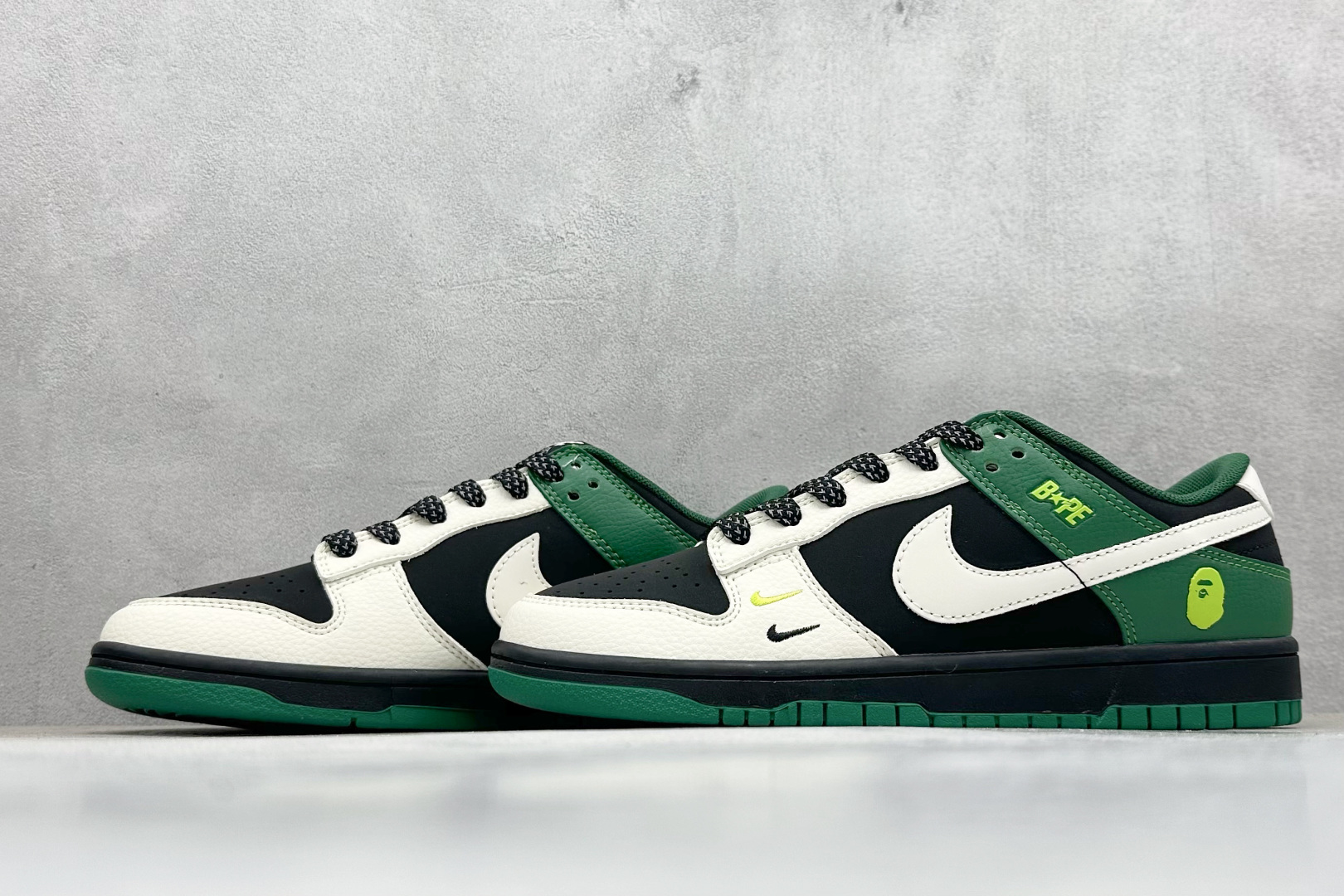 Nike SB Dunk Low Bape联名 米黑绿双勾 低帮休闲板鞋 QW5836-015