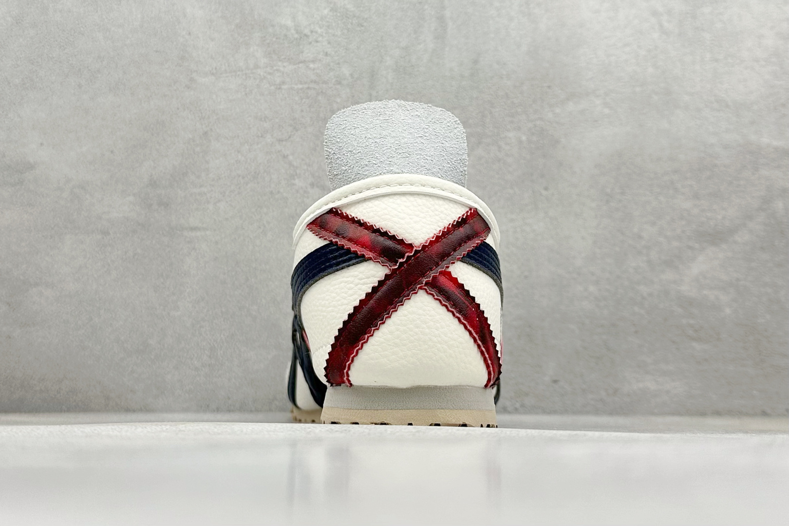 Onitsuka Tiger Mexico 66 Paraty x Louis Vuitt百搭单品 板鞋 DL408-145
