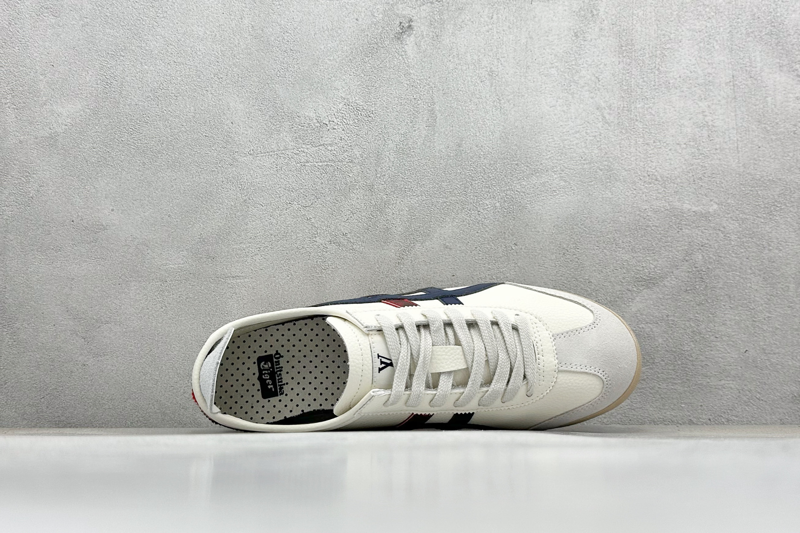Onitsuka Tiger Mexico 66 Paraty x Louis Vuitt百搭单品 板鞋 DL408-145
