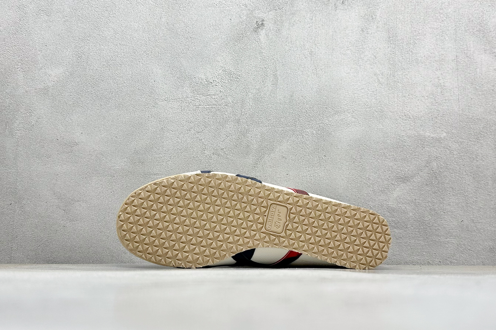 Onitsuka Tiger Mexico 66 Paraty x Louis Vuitt百搭单品 板鞋 DL408-145