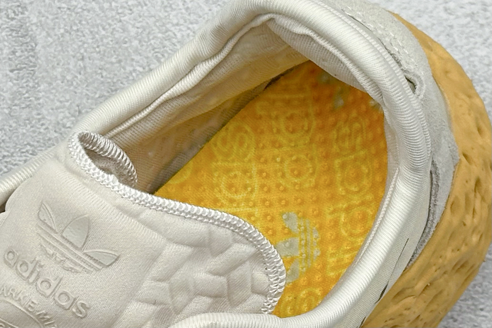 180 Adidoriginals Zponge 舒适百搭防滑耐磨 低帮跑步鞋  JH8112