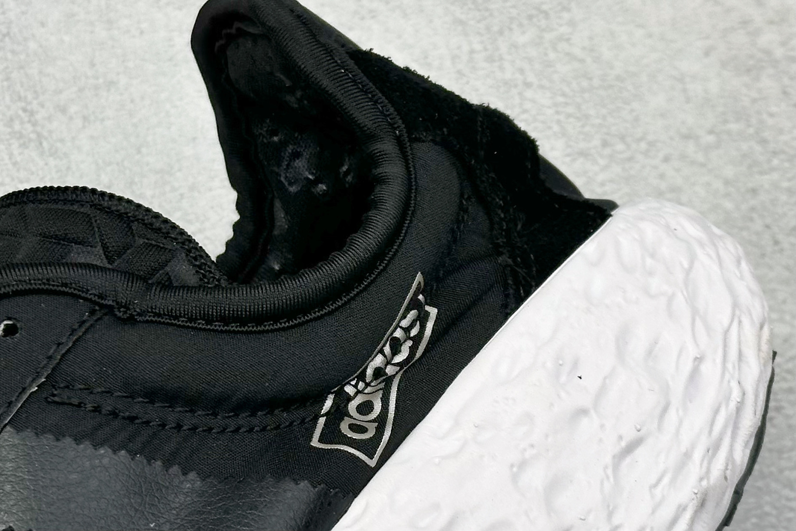 Adidoriginals Zponge 舒适百搭防滑耐磨 低帮跑步鞋 JQ2547