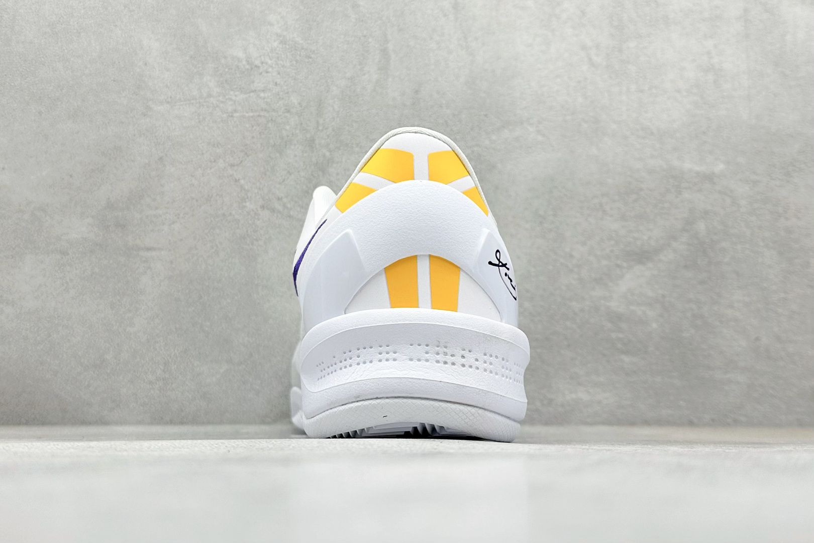  
纯原Nk Kobe VIII Protro 科比8代 男子实战篮球鞋
#PROTRO复刻版开发货品
