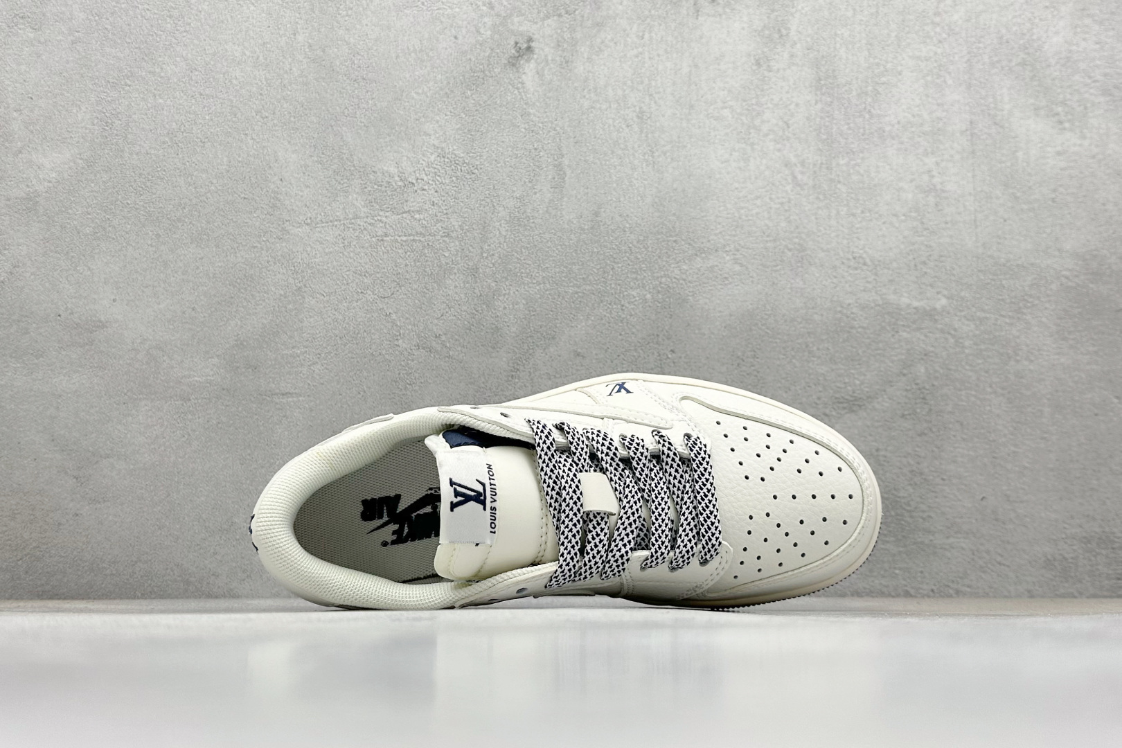 Travis Scott x Fragment Design x Jordan Air Jordan 1 Low SP “LV联名——米蓝底” XZ1268-003
