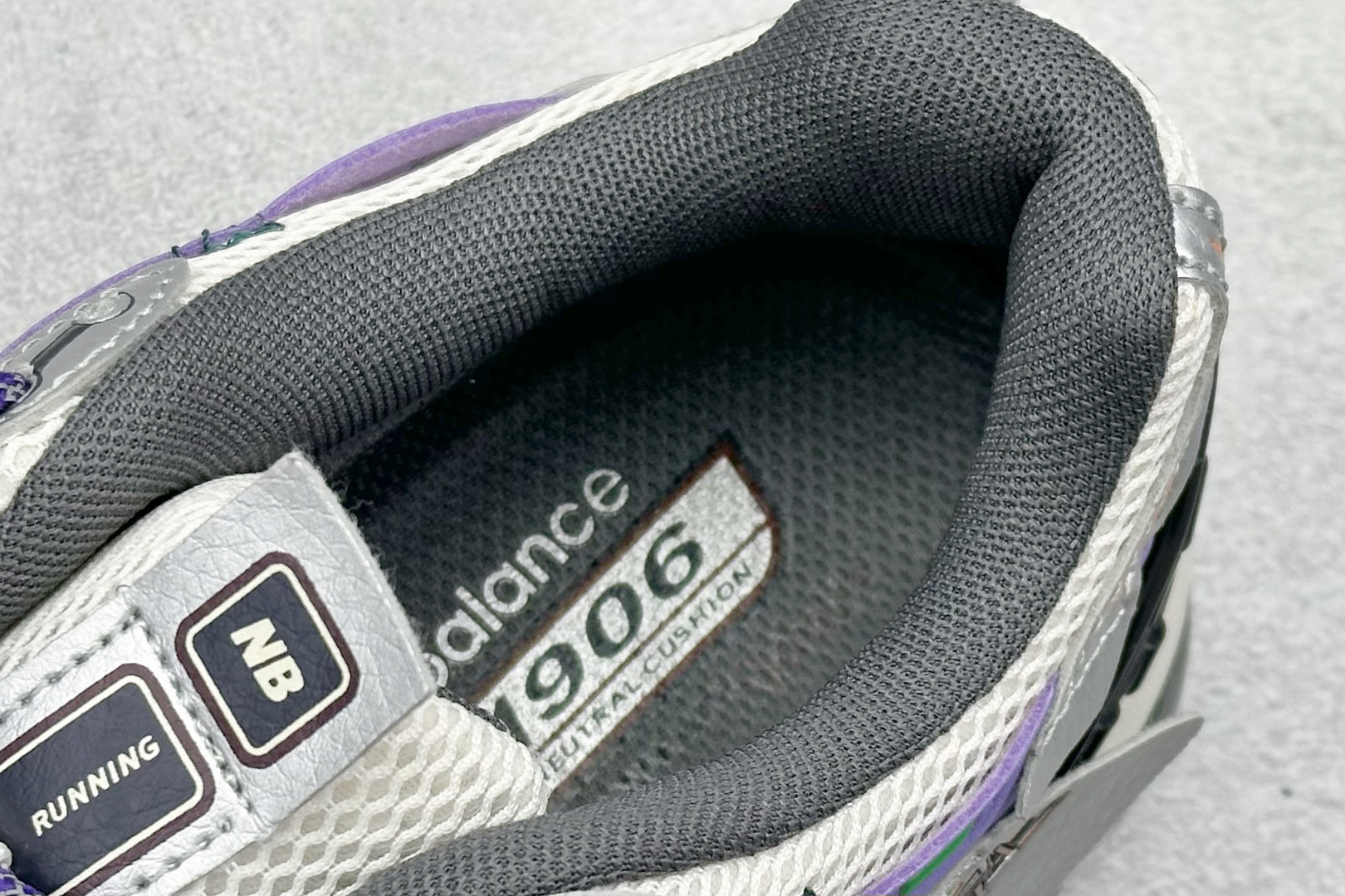 New Balance M1906R系列 复古老爹防滑耐磨低帮跑步鞋 M1906ADA