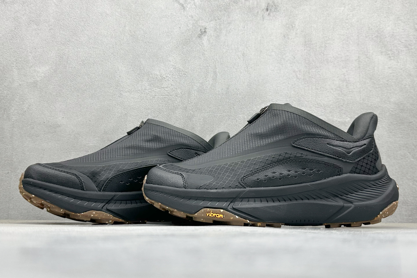HOKA ONE ONE PROJECT TRANSPORT 黑色 1162850-CRBN