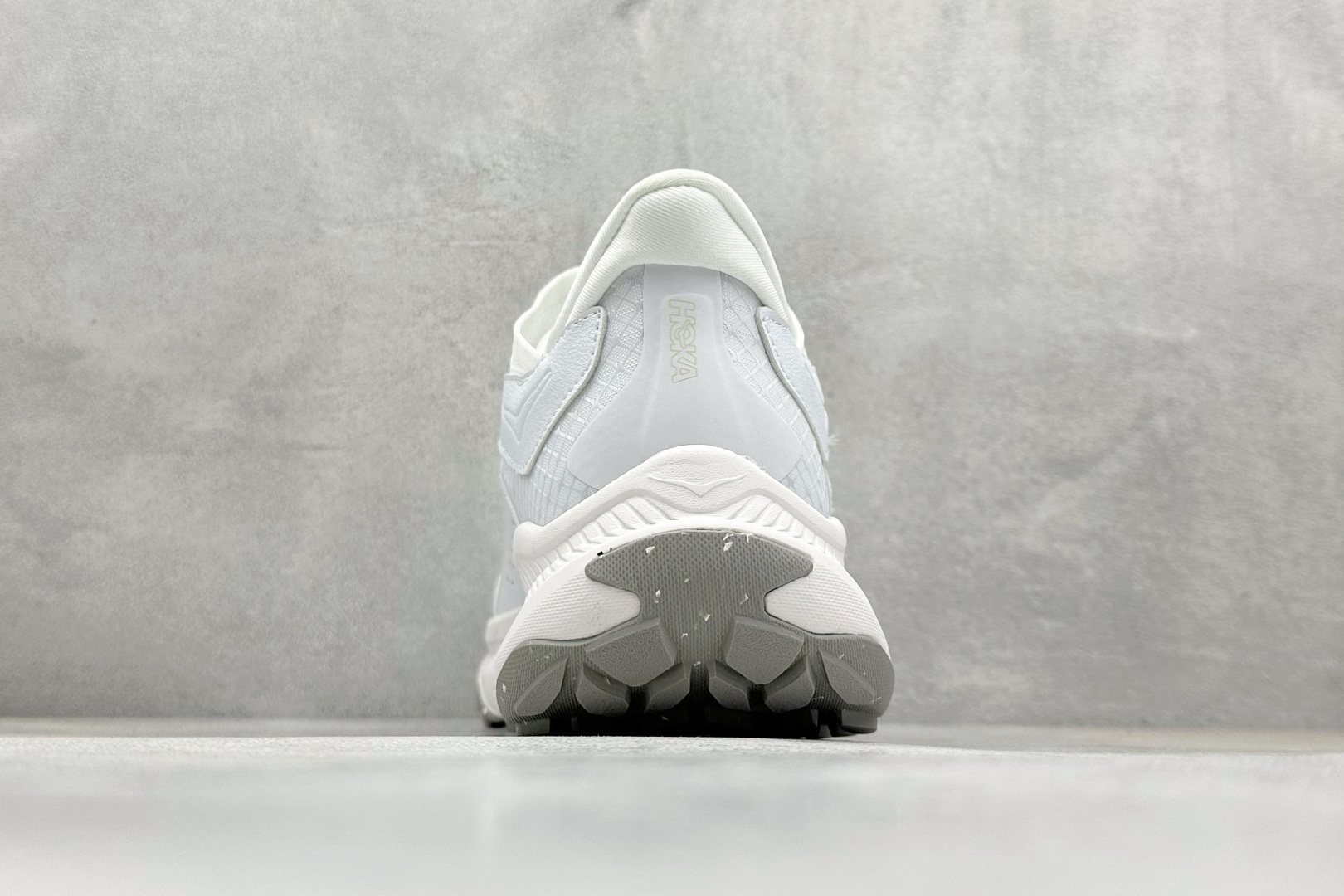 HOKA ONE ONE PROJECT TRANSPORT 白色 1162850-WMC