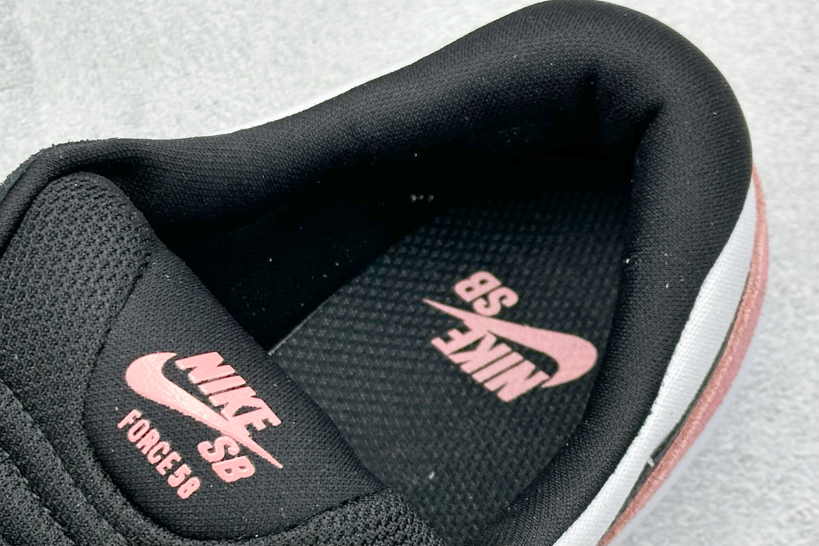 FS版 Nike SB Force 58 硫化杯底 传统篮球风格 Nike SB Force 58 男/女滑板鞋 CZ2959-600