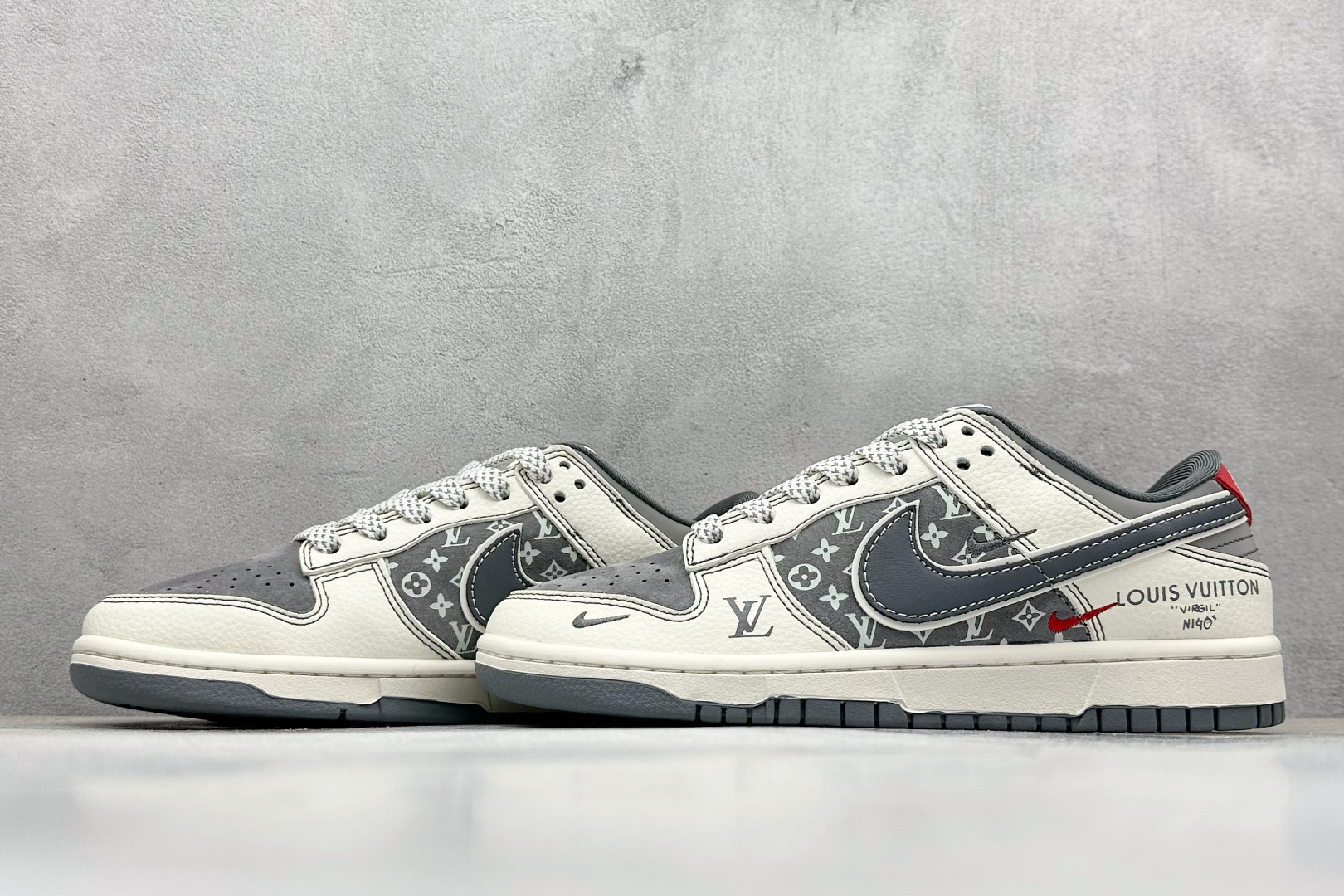XC版Nike SB Dunk Low LV联名 灰红小勾 低帮休闲板鞋 YX5066-367