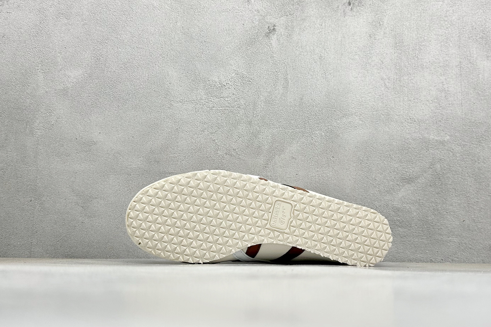 Onitsuka Tiger Mexico 66 Paraty 百搭单品 板鞋 DL408-137