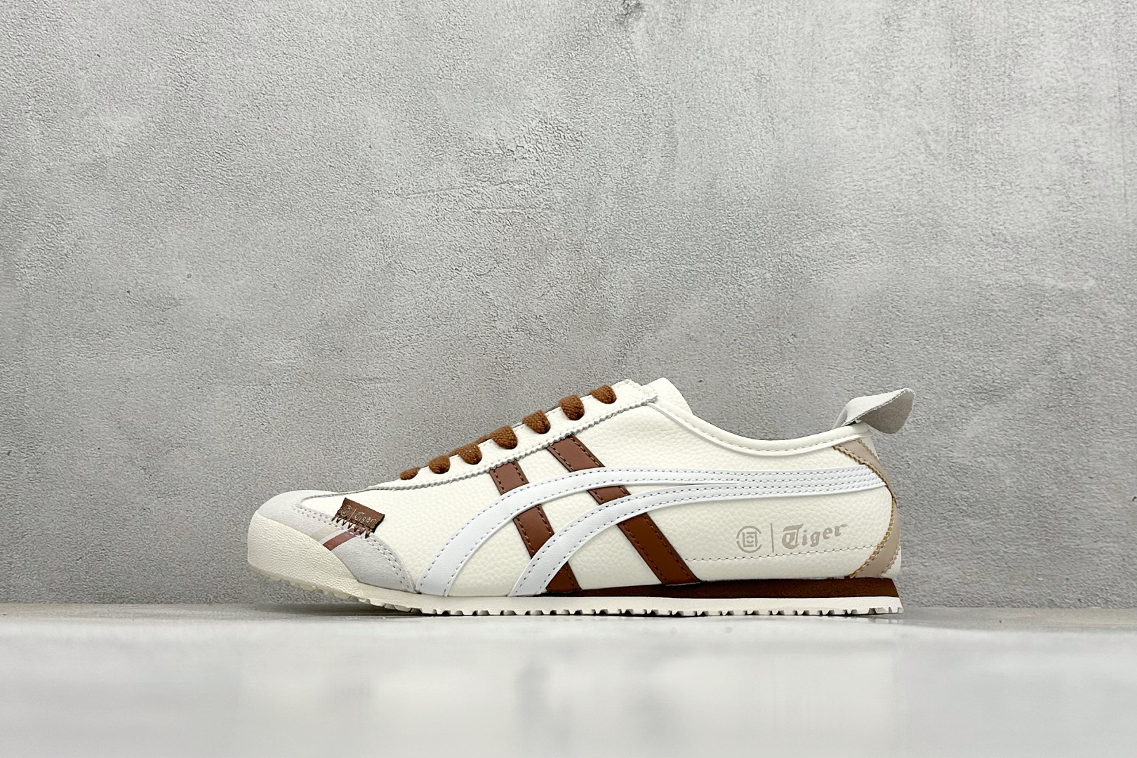 Onitsuka Tiger Mexico 66 Paraty 百搭单品 板鞋 DL408-137