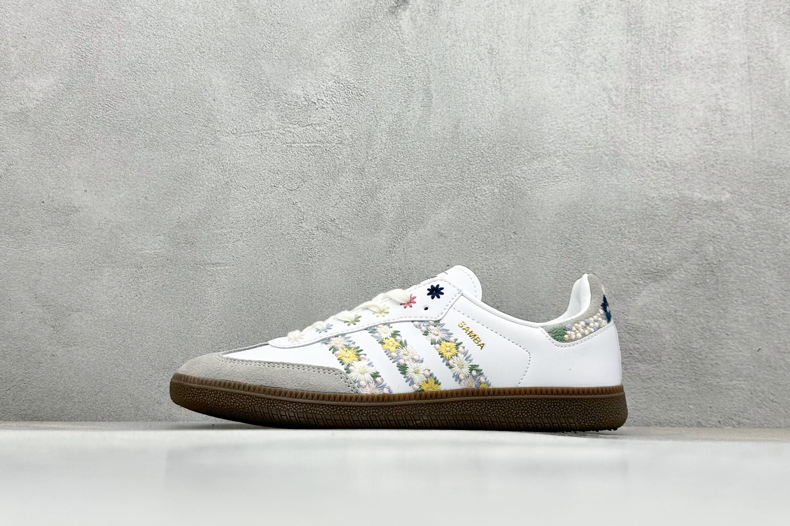 juice x adidoriginals SAMBA Flower 花卉 白色 HQ5155