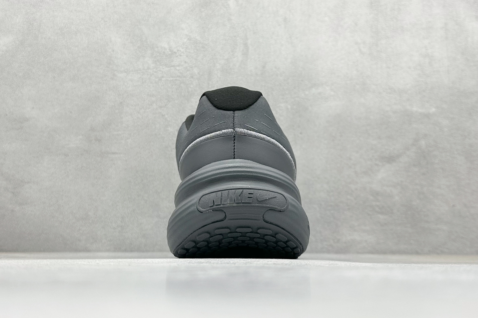 Nike Uplift 潮流舒适 织物防滑耐磨 低帮跑步鞋 IB2765-008