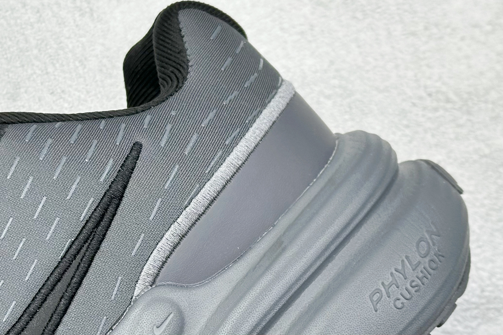 Nike Uplift 潮流舒适 织物防滑耐磨 低帮跑步鞋 IB2765-008