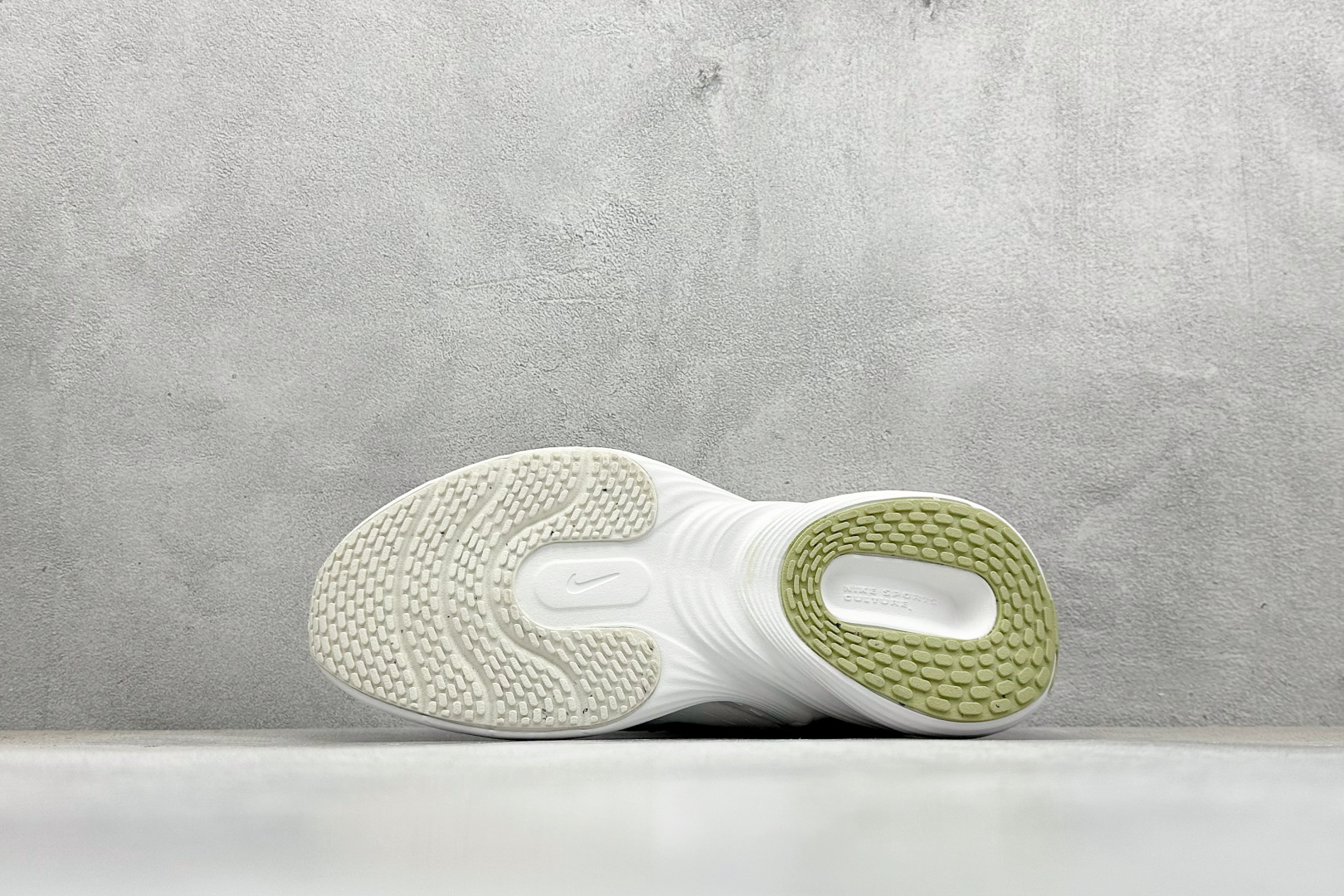 Nike Uplift 潮流舒适 织物防滑耐磨 低帮跑步鞋 IB2765-100