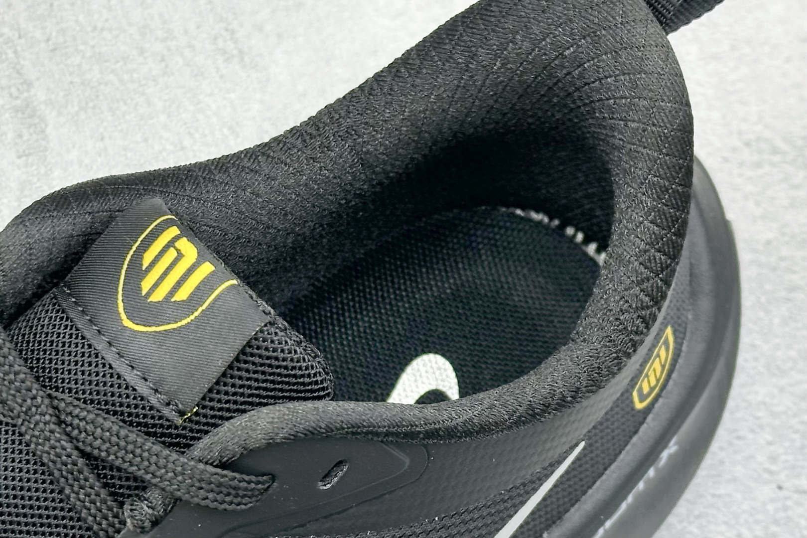 NIKE ZOOM PLUS 全新跑鞋 CK4318-153