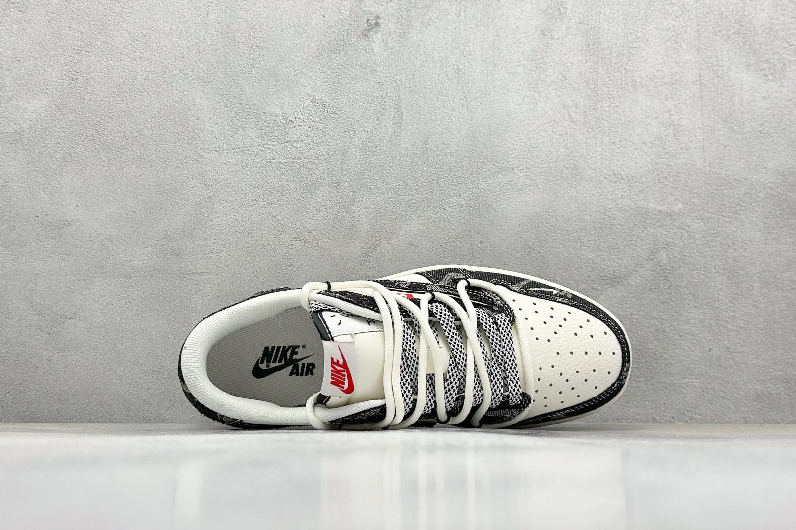 Travis Scott x Fragment Design x Jordan Air Jordan 1 Low SP 李维斯联名——“米白黑帆布绑带” HT5088-600