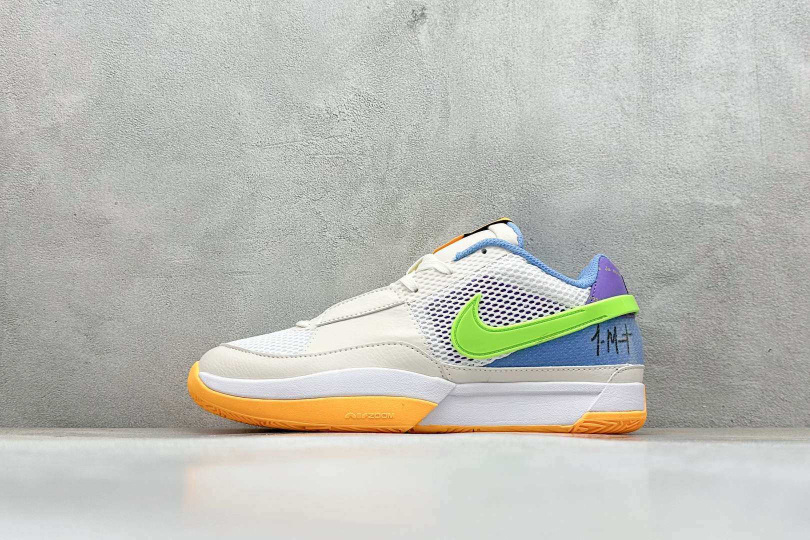 福利特价 
NIKE JA 1 EP 莫兰特运动休闲篮球鞋

货号  FV1288-001
尺码：36-