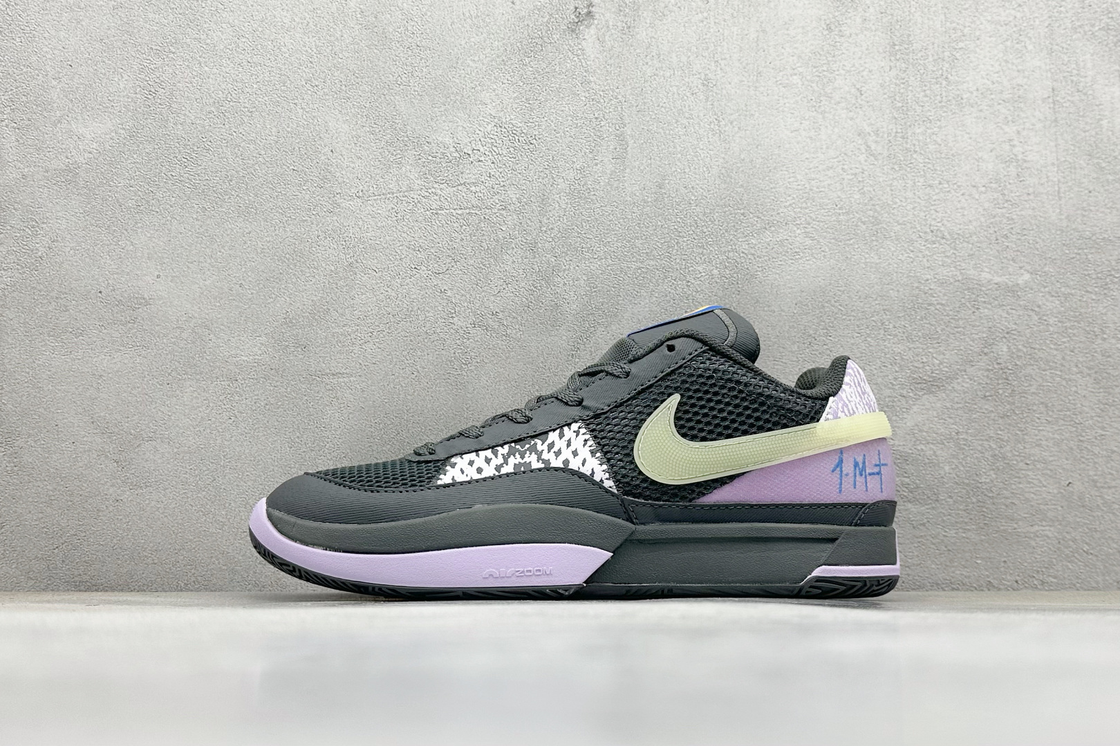 福利特价 
NIKE JA 1 EP 莫兰特运动休闲篮球鞋

货号  FV1288-001
尺码：36-