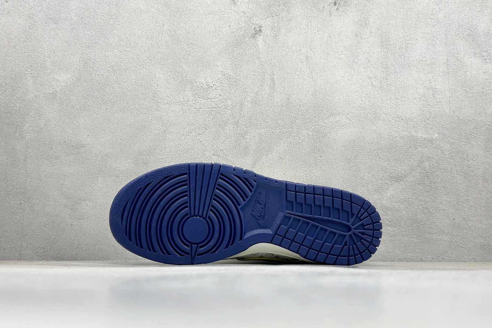 SC版Nike SB Dunk Low 三方联名 白蓝金 高端定制 低帮休闲板鞋 SC0601-457