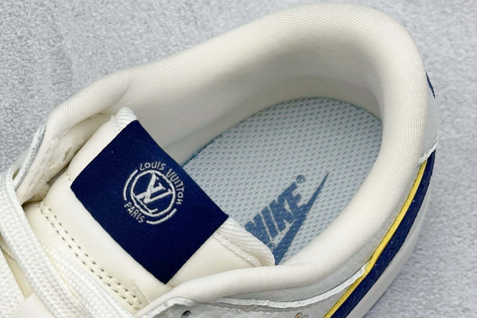 SC版Nike SB Dunk Low 三方联名 白蓝金 高端定制 低帮休闲板鞋 SC0601-457