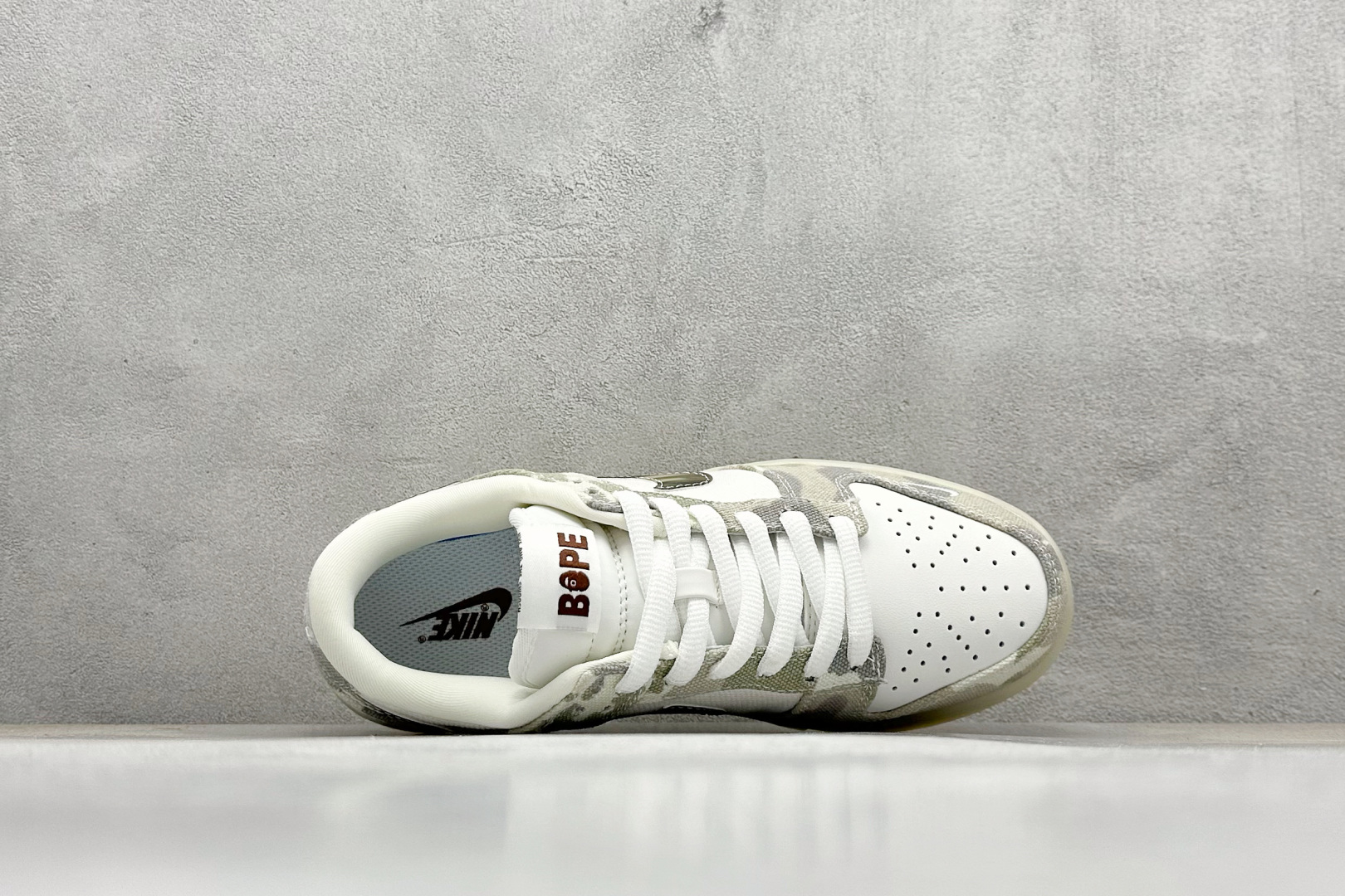 福利特价 
Nk SB Dunk Low Bape联名-水晶迷彩 周年高端定制 低帮休闲板鞋
#定制鞋
