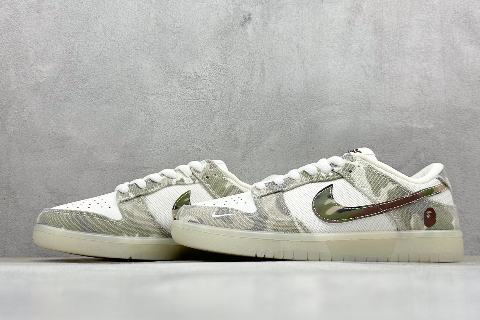 福利特价 
Nk SB Dunk Low Bape联名-水晶迷彩 周年高端定制 低帮休闲板鞋
#定制鞋