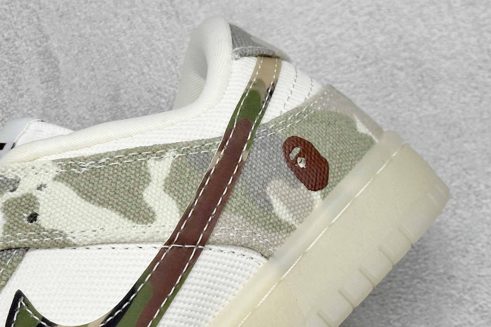 福利特价 
Nk SB Dunk Low Bape联名-水晶迷彩 周年高端定制 低帮休闲板鞋
#定制鞋