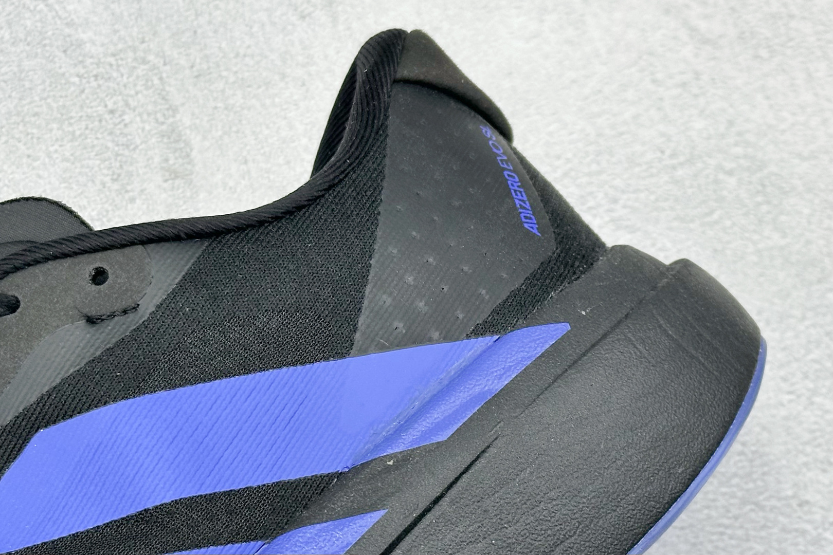 AD Adizero Evo SL 轻盈跑鞋 耐磨减震专业跑步鞋 JR5836