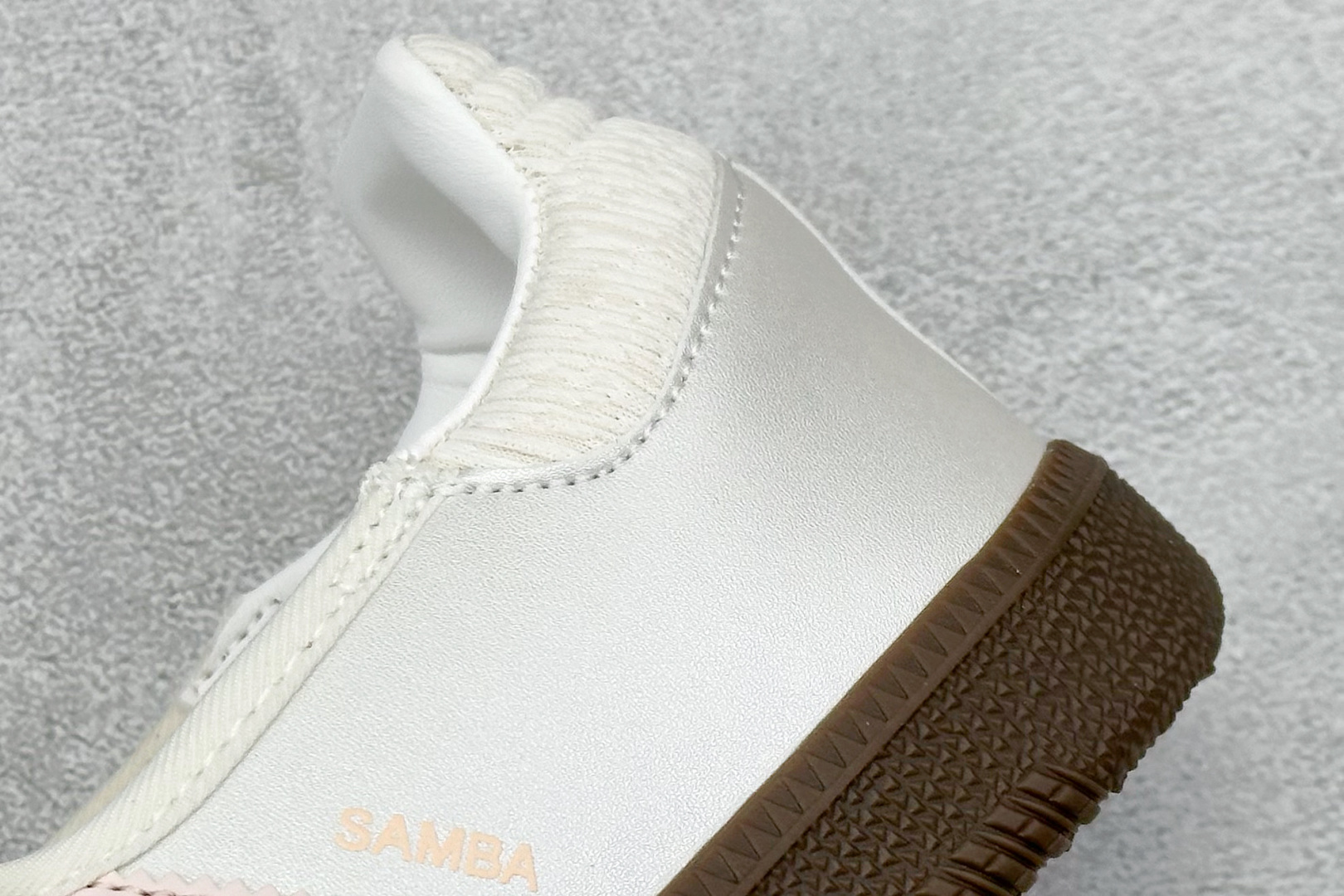 adidoriginals Samba Jane 白银色 JR4482