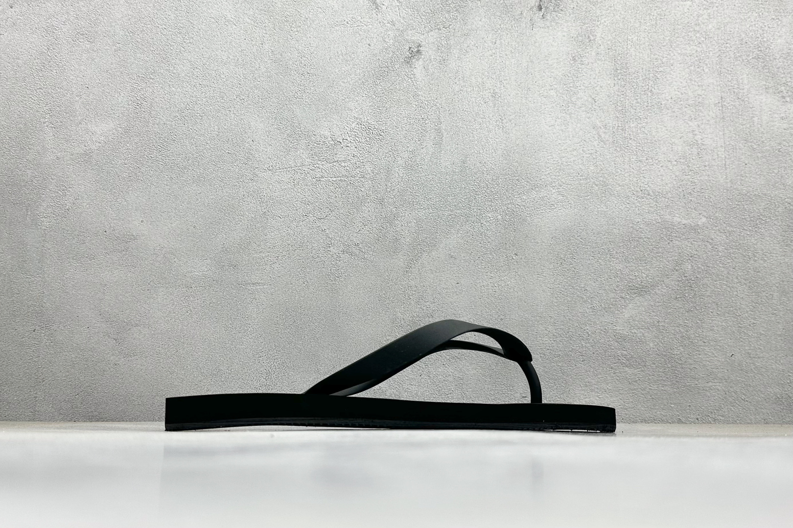 OK版Balenciaga Track Sneaker Recy Cled 巴黎世家夏季人字休闲拖 W1TAA 1090