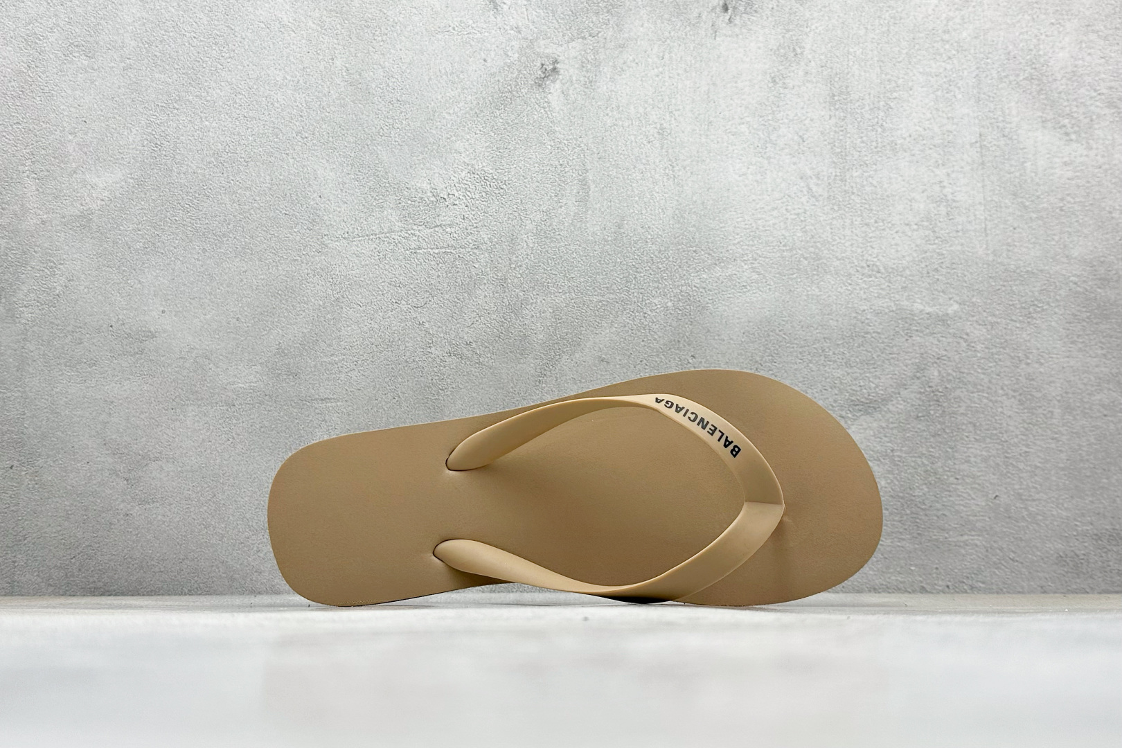 OK版Balenciaga Track Sneaker Recy Cled 巴黎世家夏季人字休闲拖 W1TAB 9710