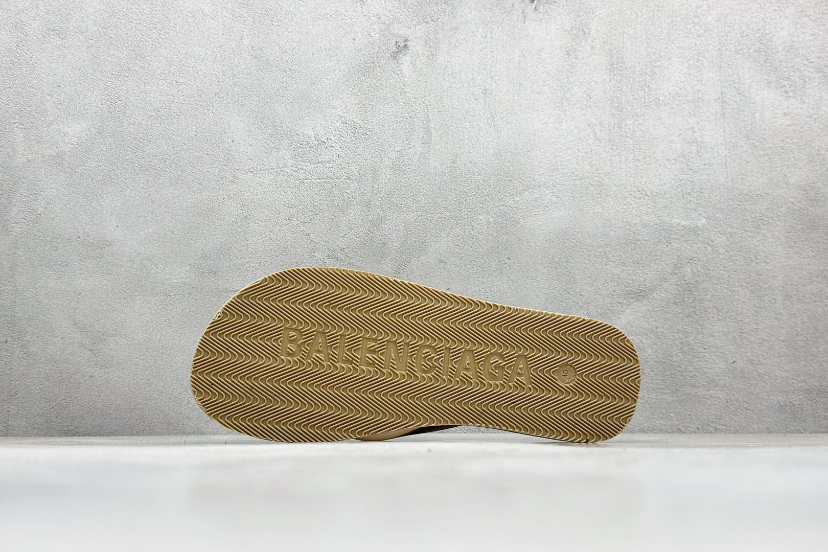 OK版Balenciaga Track Sneaker Recy Cled 巴黎世家夏季人字休闲拖 W1TAB 9710