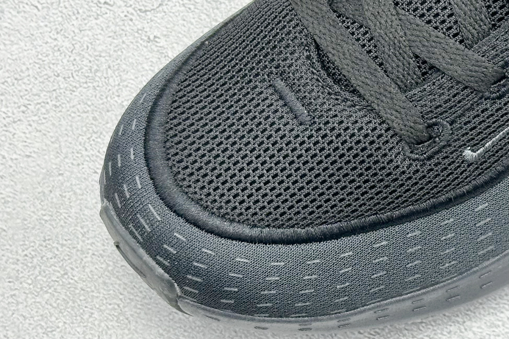  终端放店
Nike Uplift SC 潮流舒适 织物防滑耐磨 低帮跑步鞋 
鞋底软弹又有支撑感防滑耐