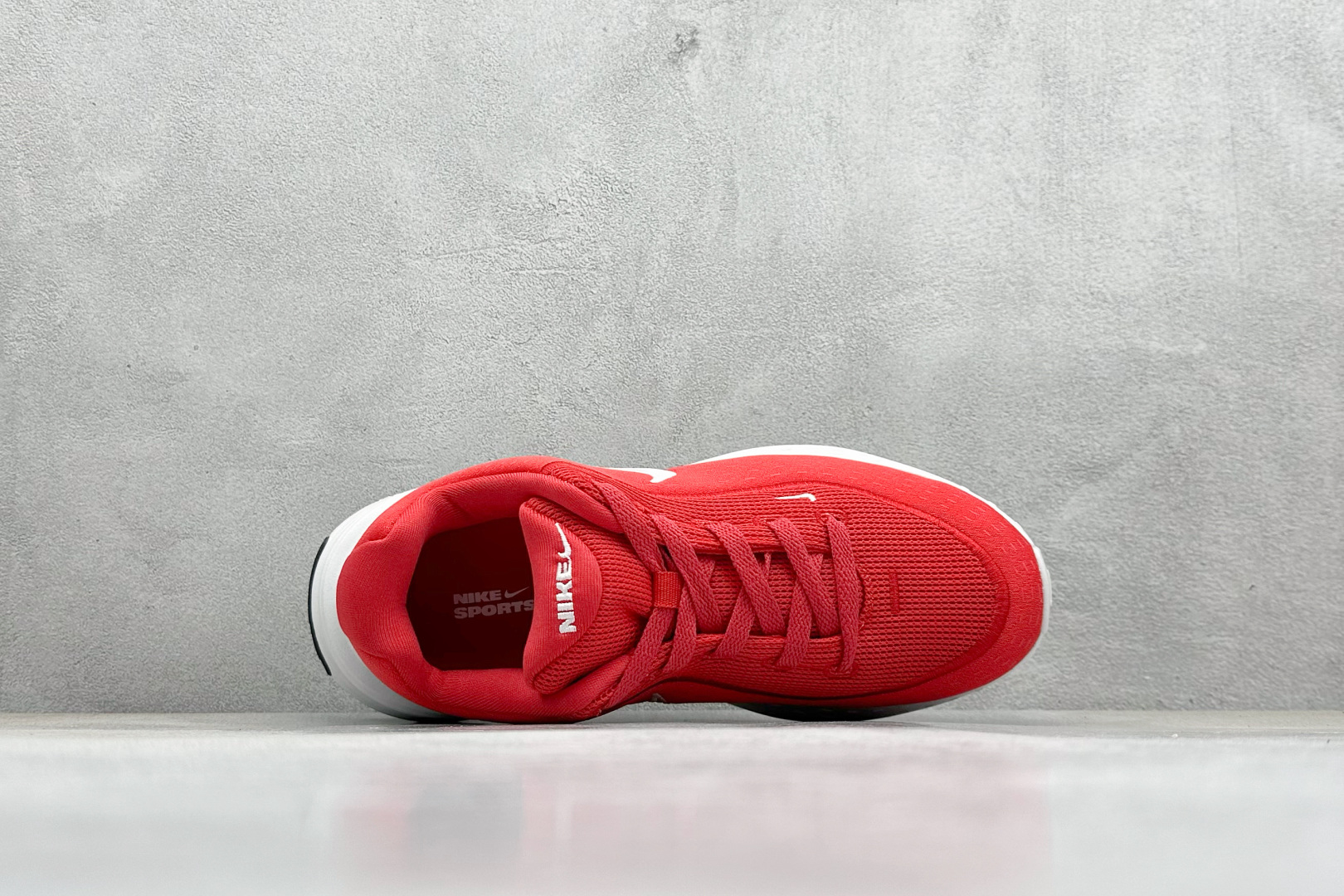  终端放店
Nike Uplift SC 潮流舒适 织物防滑耐磨 低帮跑步鞋 
鞋底软弹又有支撑感防滑耐