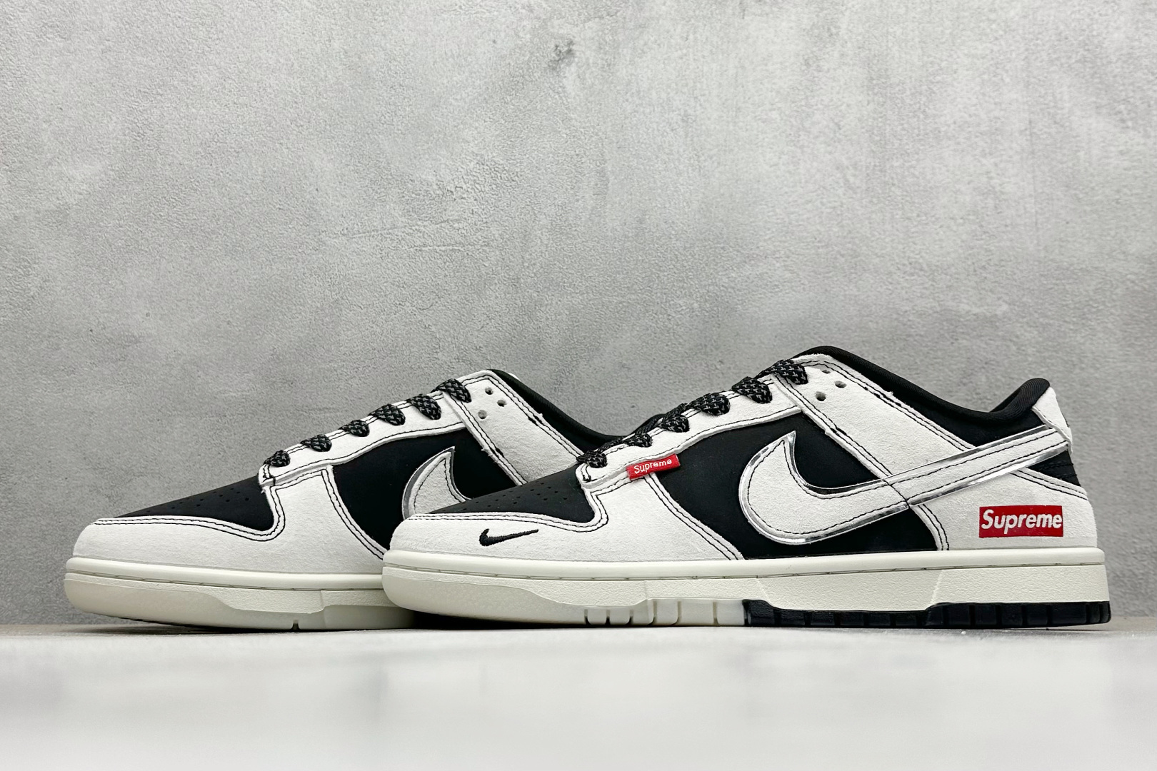 图片[5]-福利特价  Nk SB Dunk Low SUP联名 周年高端定制 低帮休闲板鞋  #定制鞋盒 大厂纯原品质出货 超高清洁度 皮料切割干净无任何毛边 细节完美   货号：QF1568-147 尺码：36 36.5 37.5 38 38.5 39 40 40.5 41 42 42.5 43 44 44.5 45-选品中心