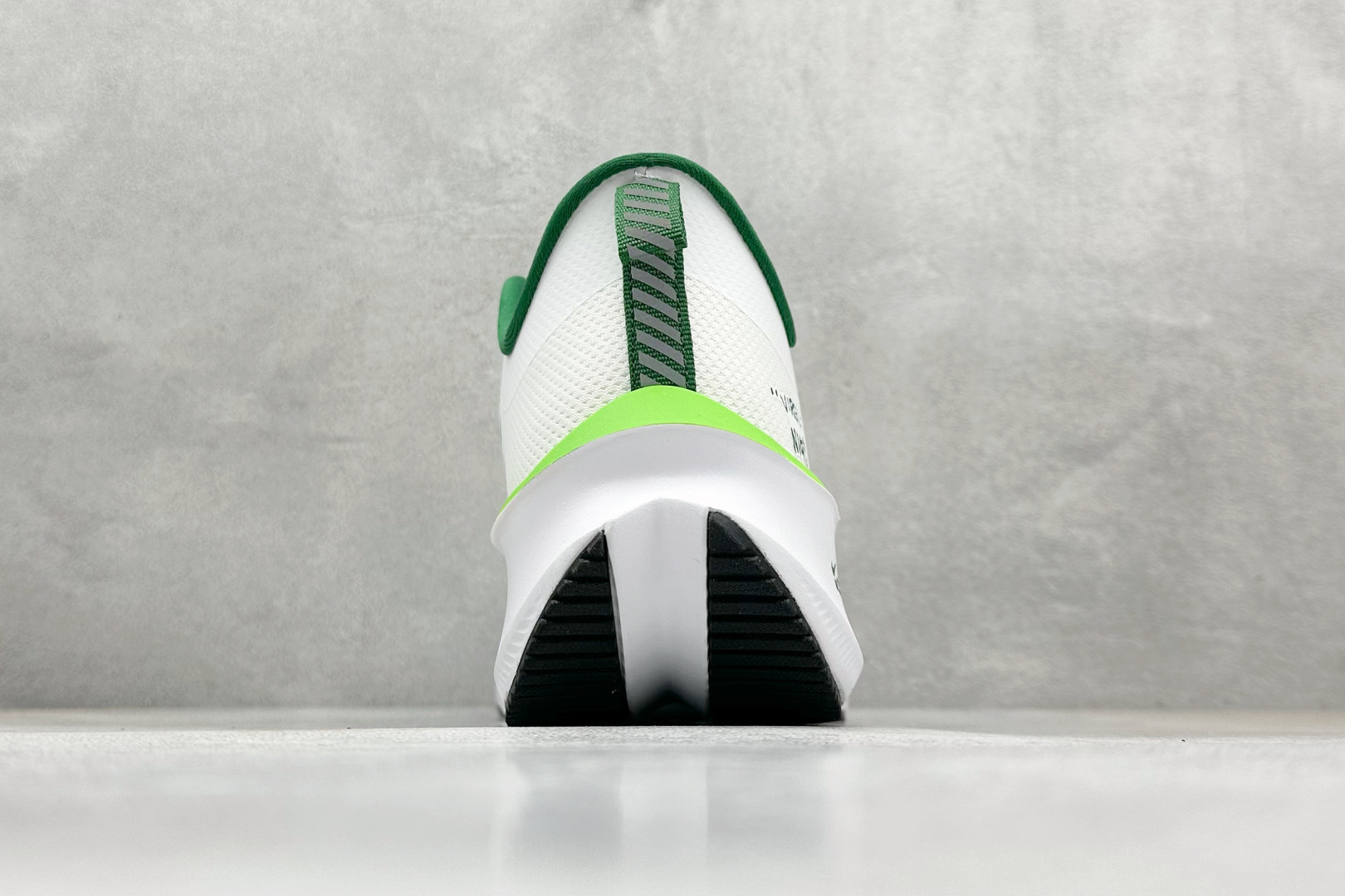 NIKE ZOOM PLUS 全新跑鞋 CK4318-160
