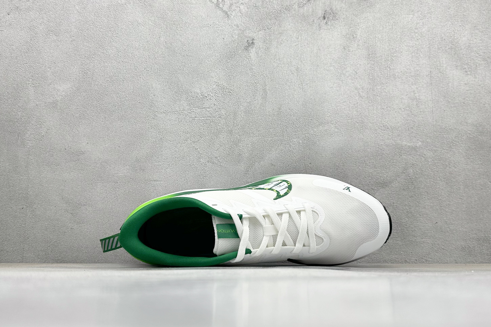 NIKE ZOOM PLUS 全新跑鞋 CK4318-160