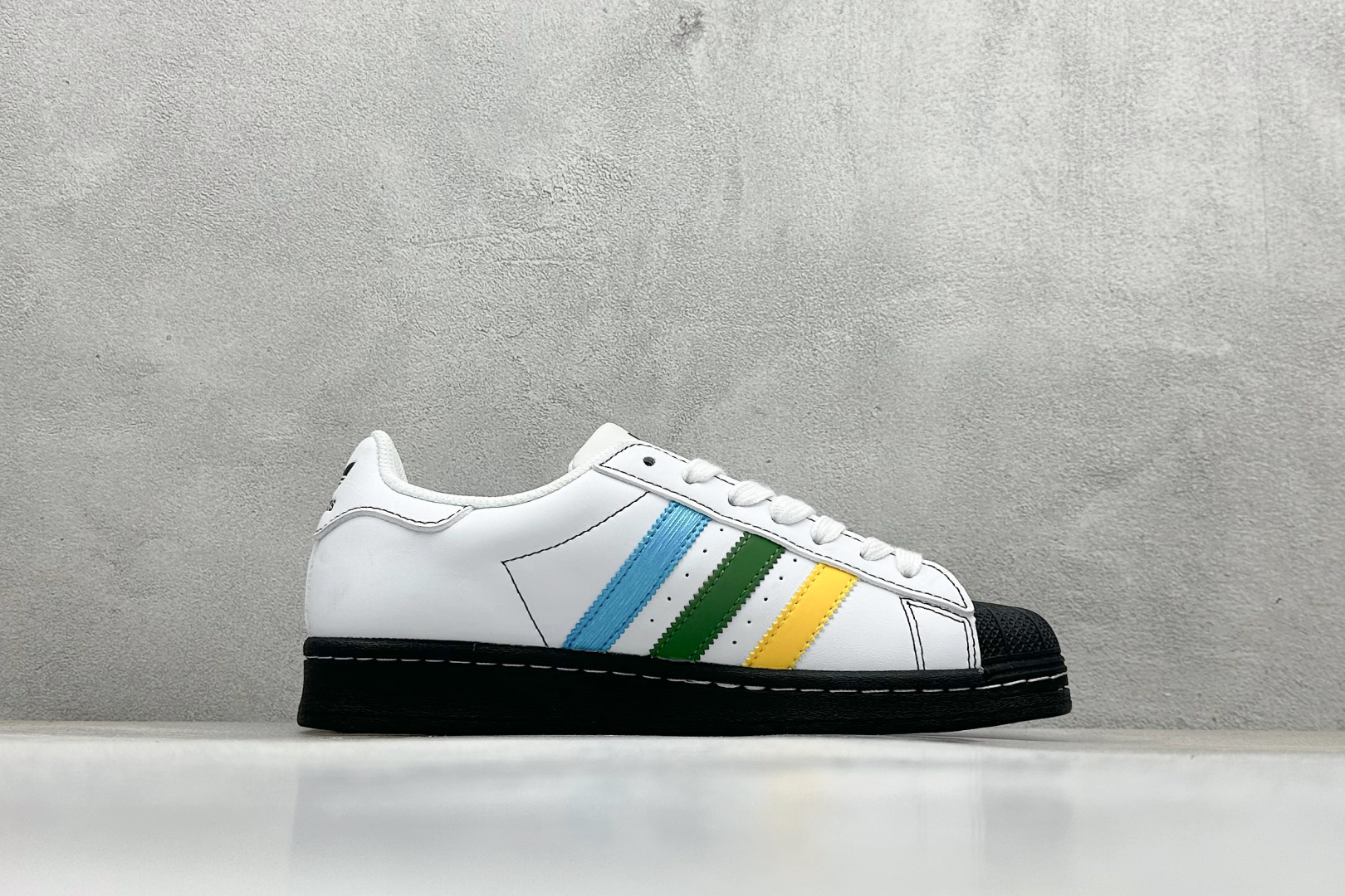 AD Originals Superstar x 小雏菊 黑白 BZ2538