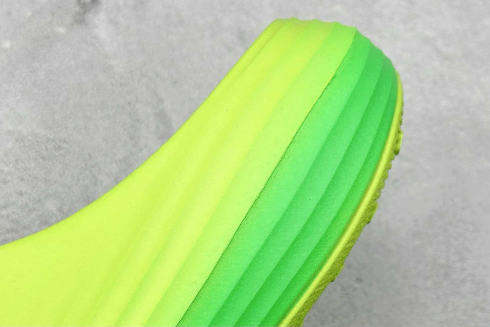 Nike ReactX Rejuven8 Slide 耐克夏日穿搭凉鞋 HV4479-301