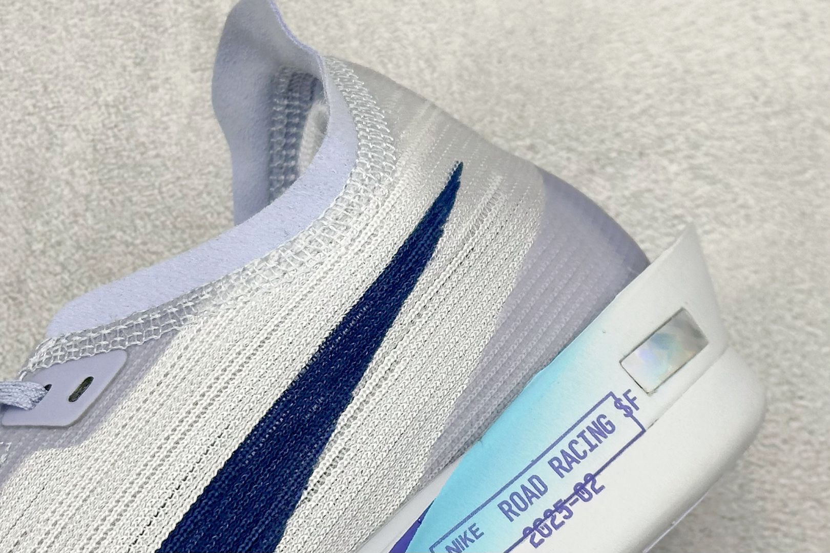 图片[9]-Nike ZoomX Streakfly 2 马拉松柔软缓震超轻透气跑鞋 货号：HF6416-001  尺码：38.5 39 40 40.5 41 42 42.5 43 44 44.5 45-选品中心