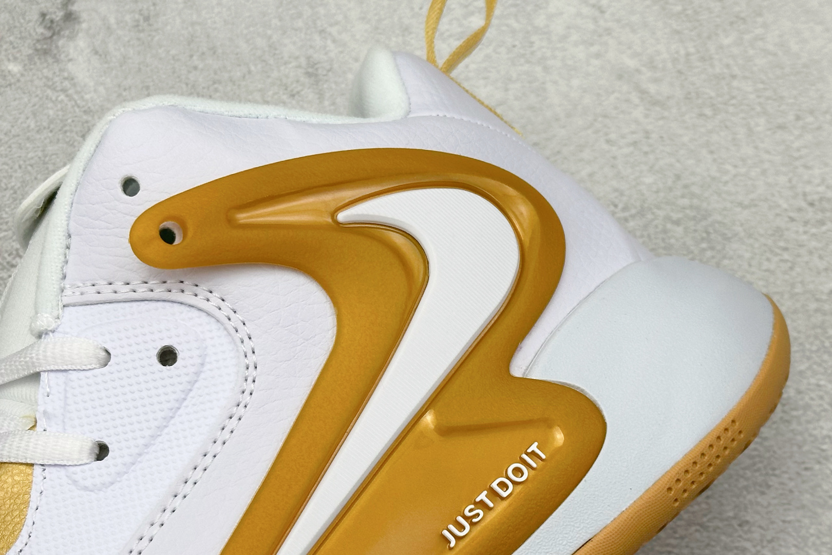 图片[9]-NIkE ZOOM HYPERSET 2 SE 篮球鞋 原鞋开发 全鞋底react科技缓震及能量反馈 上脚舒适回弹 绑带系统和后跟填充 使 hyerset拥有 更出色的鞋面包裹 独家私磨 支持实战 货号：FQ7070-104 尺码：36-46-选品中心