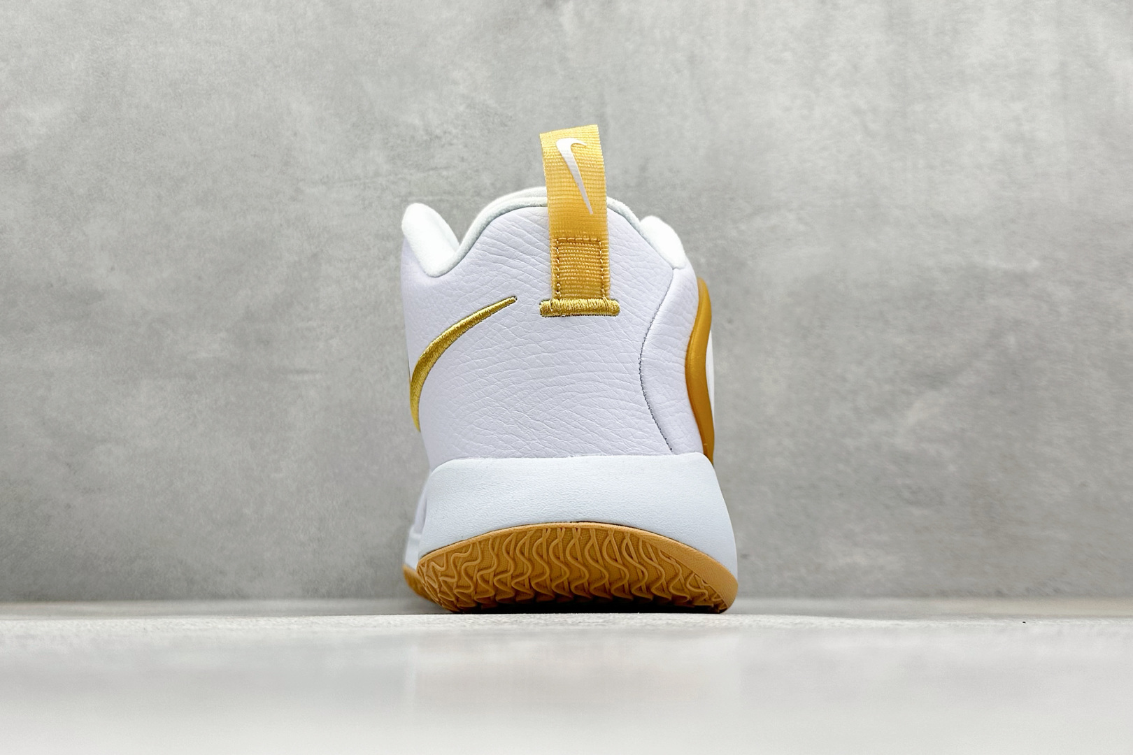 图片[6]-NIkE ZOOM HYPERSET 2 SE 篮球鞋 原鞋开发 全鞋底react科技缓震及能量反馈 上脚舒适回弹 绑带系统和后跟填充 使 hyerset拥有 更出色的鞋面包裹 独家私磨 支持实战 货号：FQ7070-104 尺码：36-46-选品中心