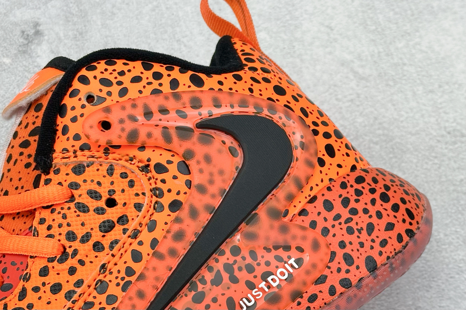 图片[9]-NIkE ZOOM HYPERSET 2 SE 篮球鞋 原鞋开发 全鞋底react科技缓震及能量反馈 上脚舒适回弹 绑带系统和后跟填充 使 hyerset拥有 更出色的鞋面包裹 独家私磨 支持实战 货号：FV3687-900 尺码：36-46-选品中心