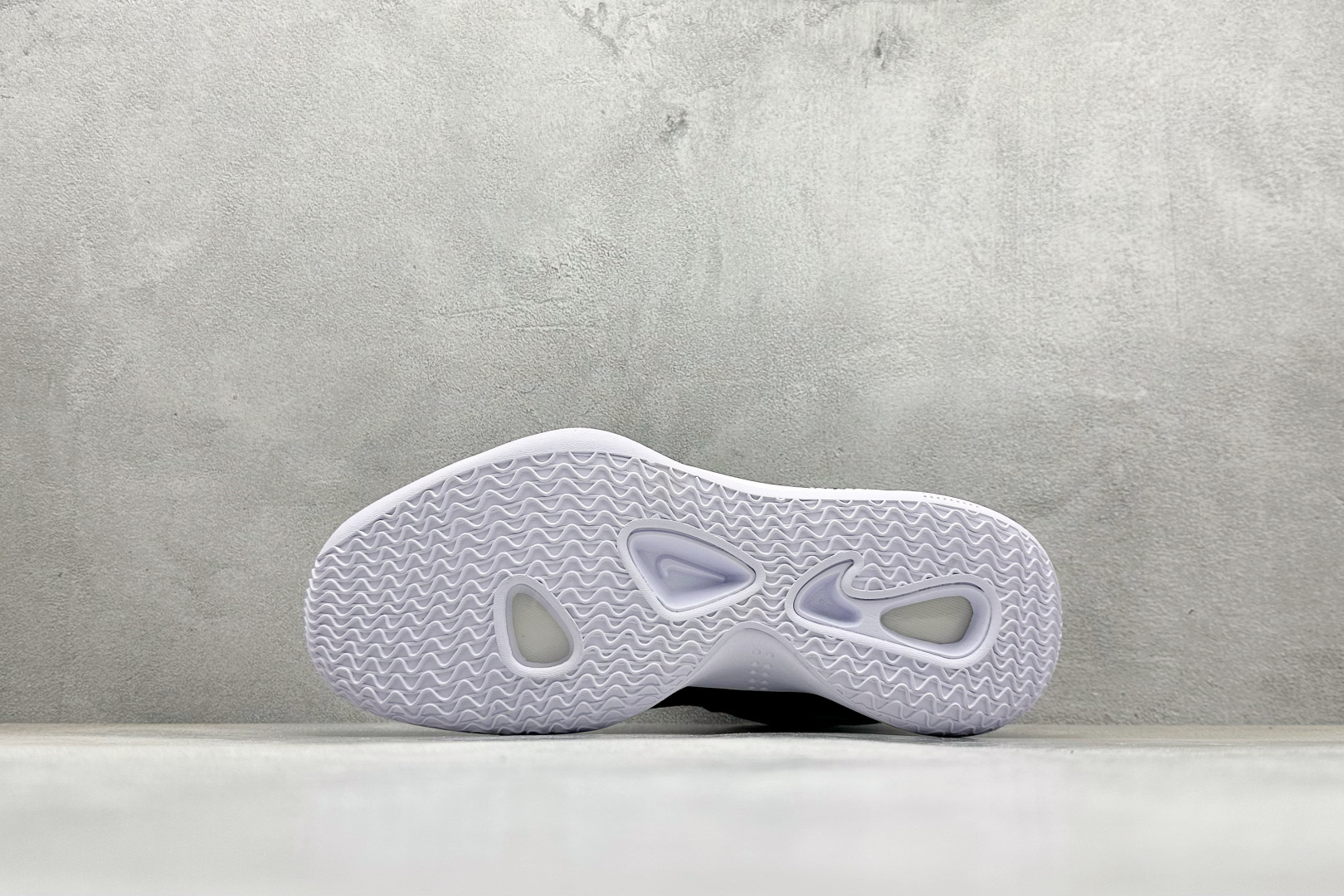 图片[4]-NIkE ZOOM HYPERSET 2 SE 篮球鞋 原鞋开发 全鞋底react科技缓震及能量反馈 上脚舒适回弹 绑带系统和后跟填充 使 hyerset拥有 更出色的鞋面包裹 独家私磨 支持实战 货号：FQ7070-001 尺码：36-46-选品中心