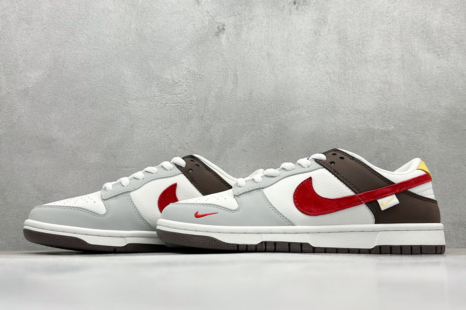 图片[5]-福利特价  Nk SB Dunk Low 联名 周年高端定制 低帮休闲板鞋  #定制鞋盒 大厂纯原品质出货 超高清洁度 皮料切割干净无任何毛边 细节完美 货号：GJ8309 932  尺码：36 36.5 37.5 38 38.5 39 40 40.5 41 42 42.5 43 44 44.5 45-选品中心